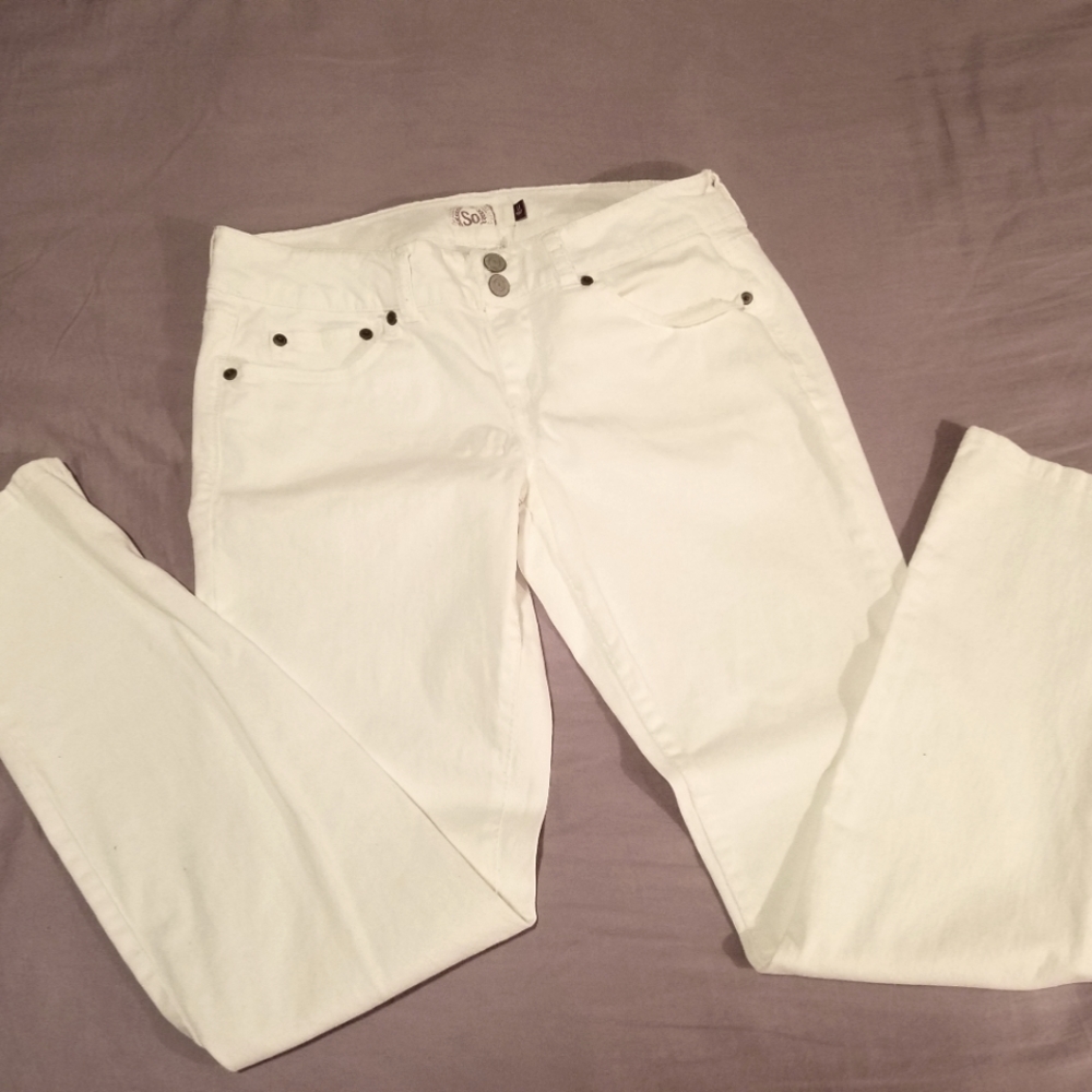 White Jean's SO size 11